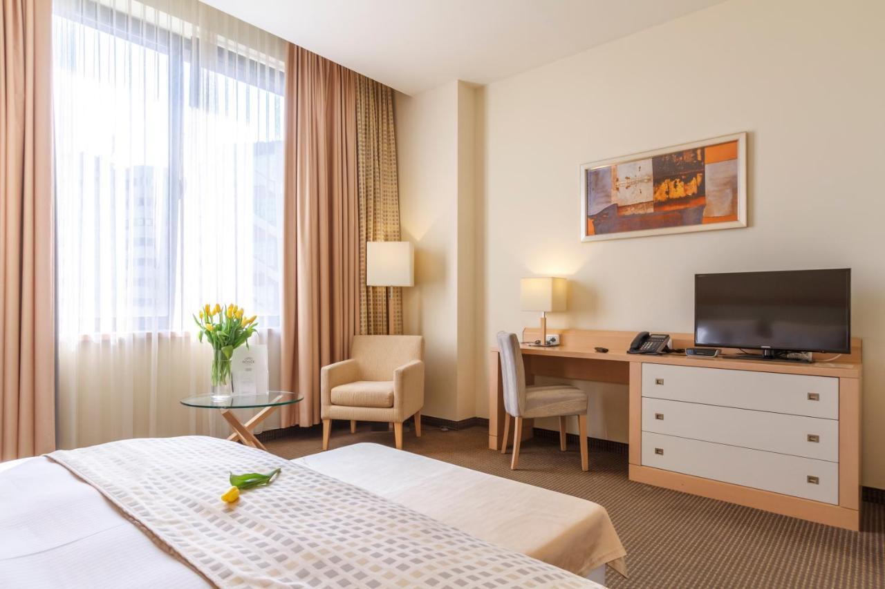 Hotel Rogge Resita Eksteriør bilde